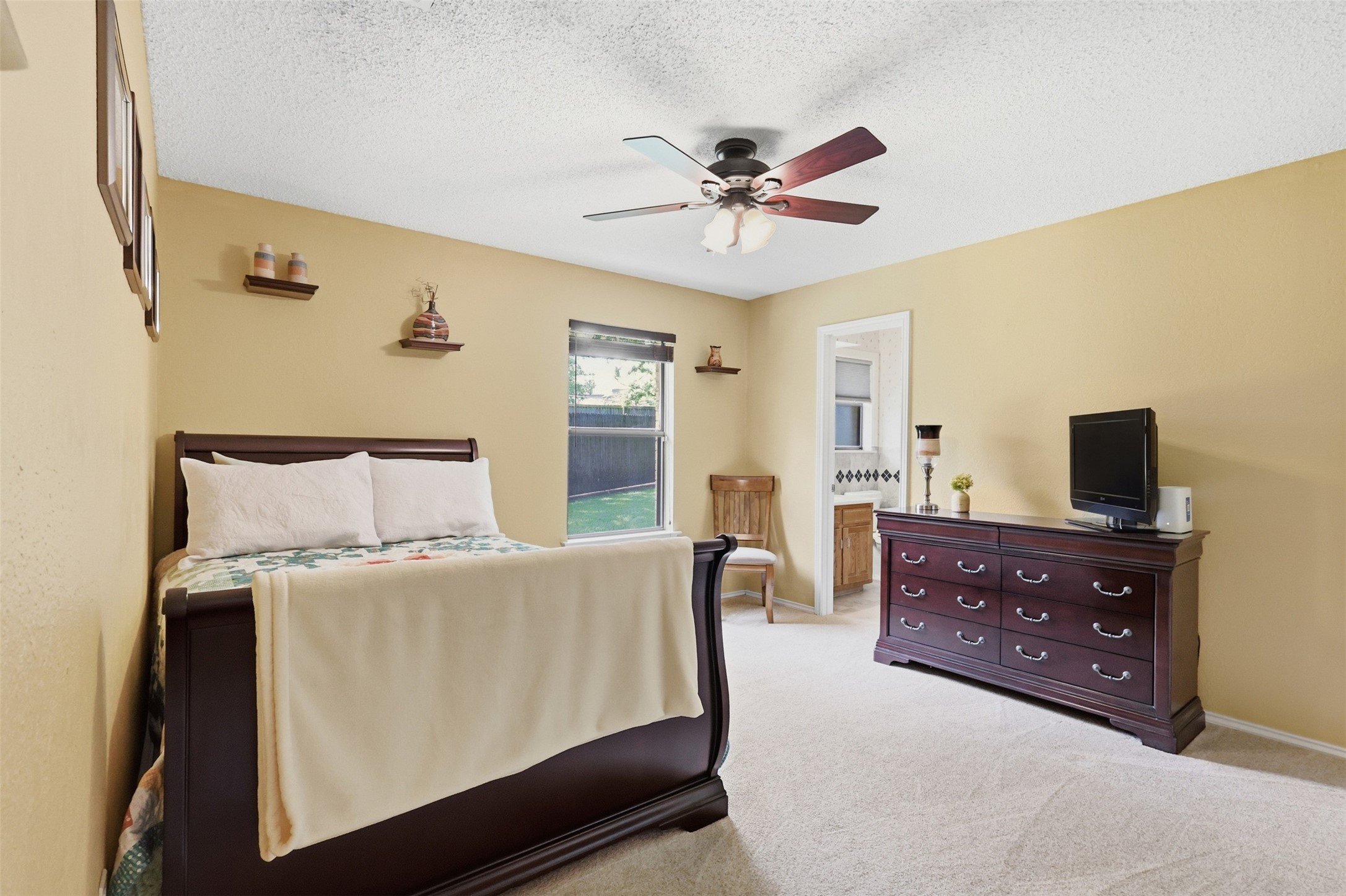 1902 Red Cypress Court Arlington TX 76012