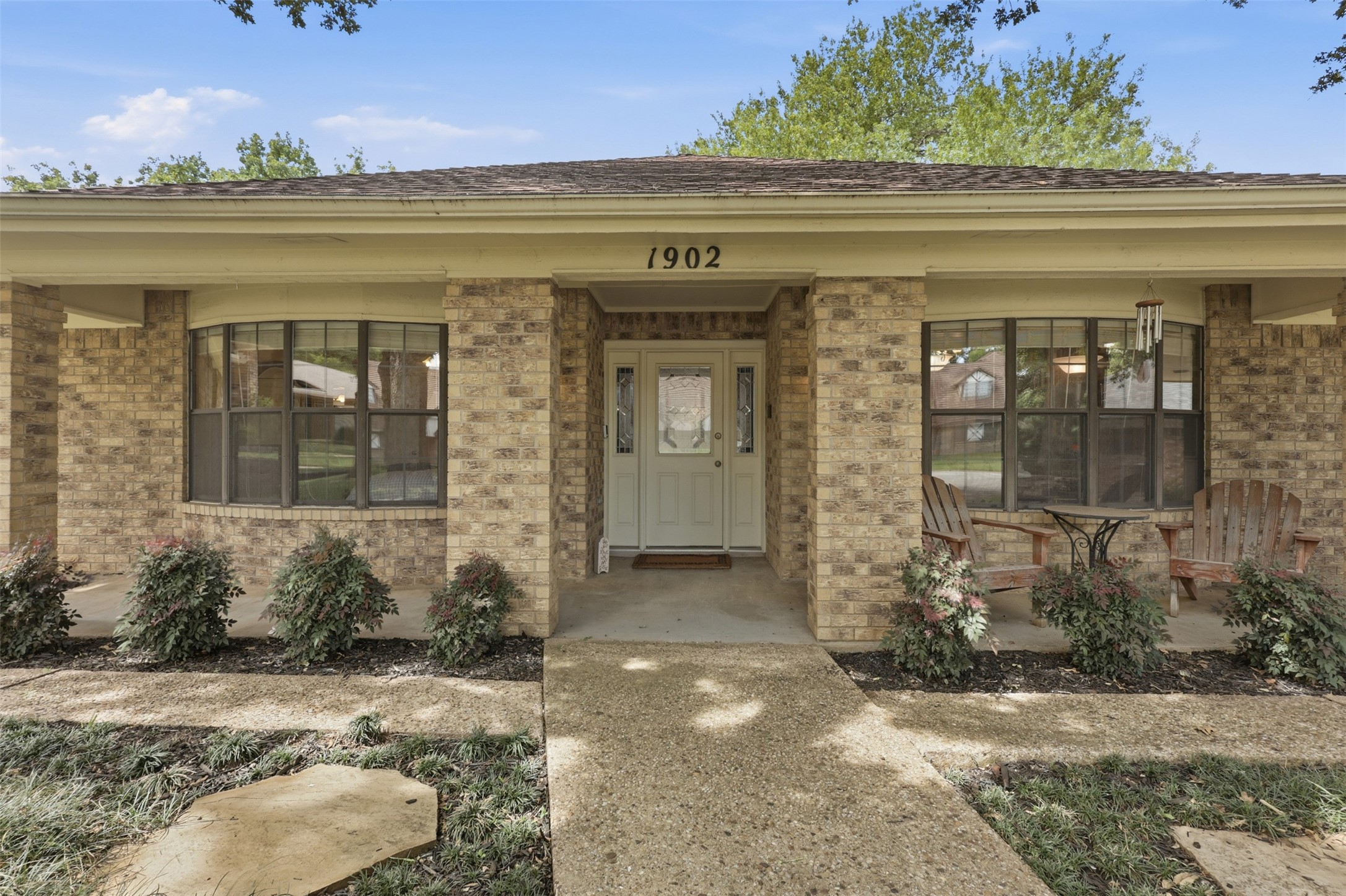 1902 Red Cypress Court Arlington TX 76012