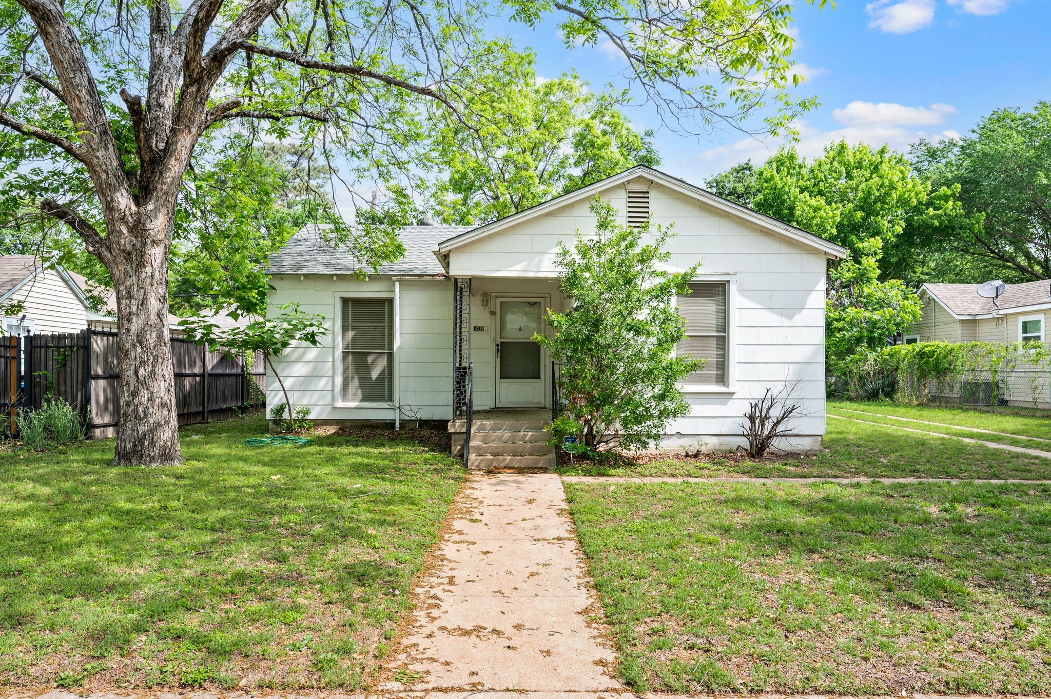 3409 Dalford Street Fort Worth TX 76111