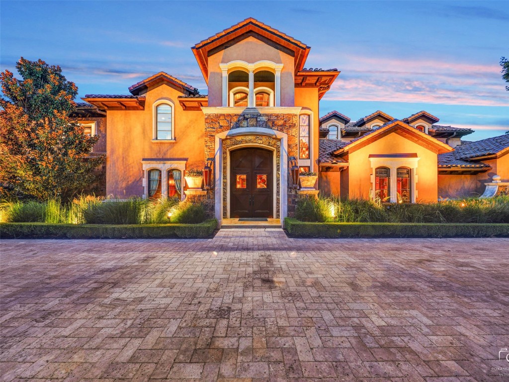 10770 Lennox Lane Dallas TX 75229