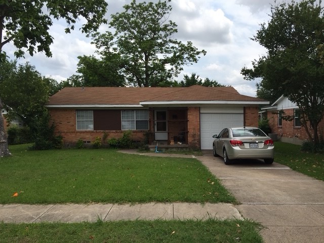 1734 Summit Street Mesquite TX 75149