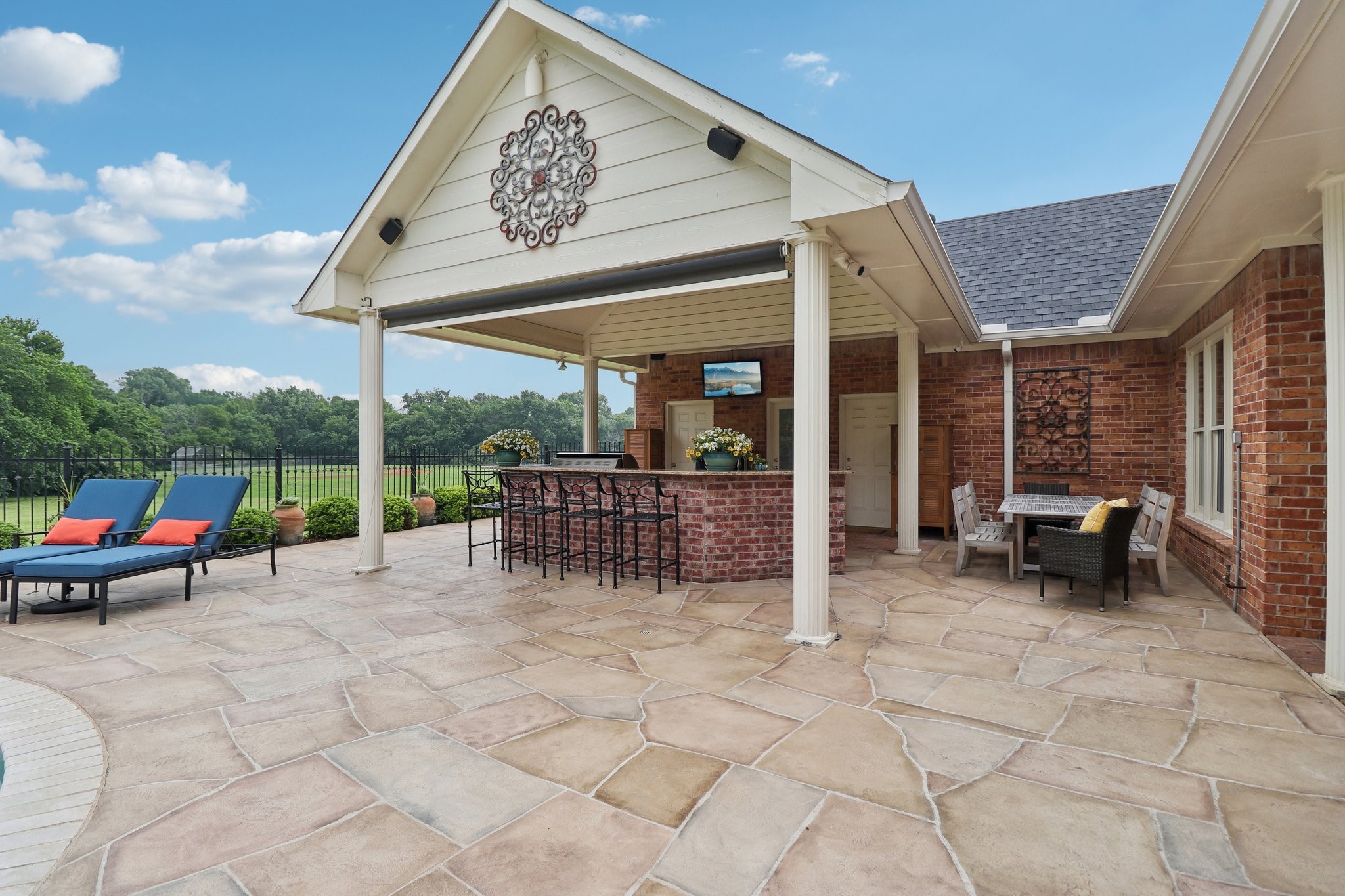 3109 Shadow Drive W Arlington TX 76006