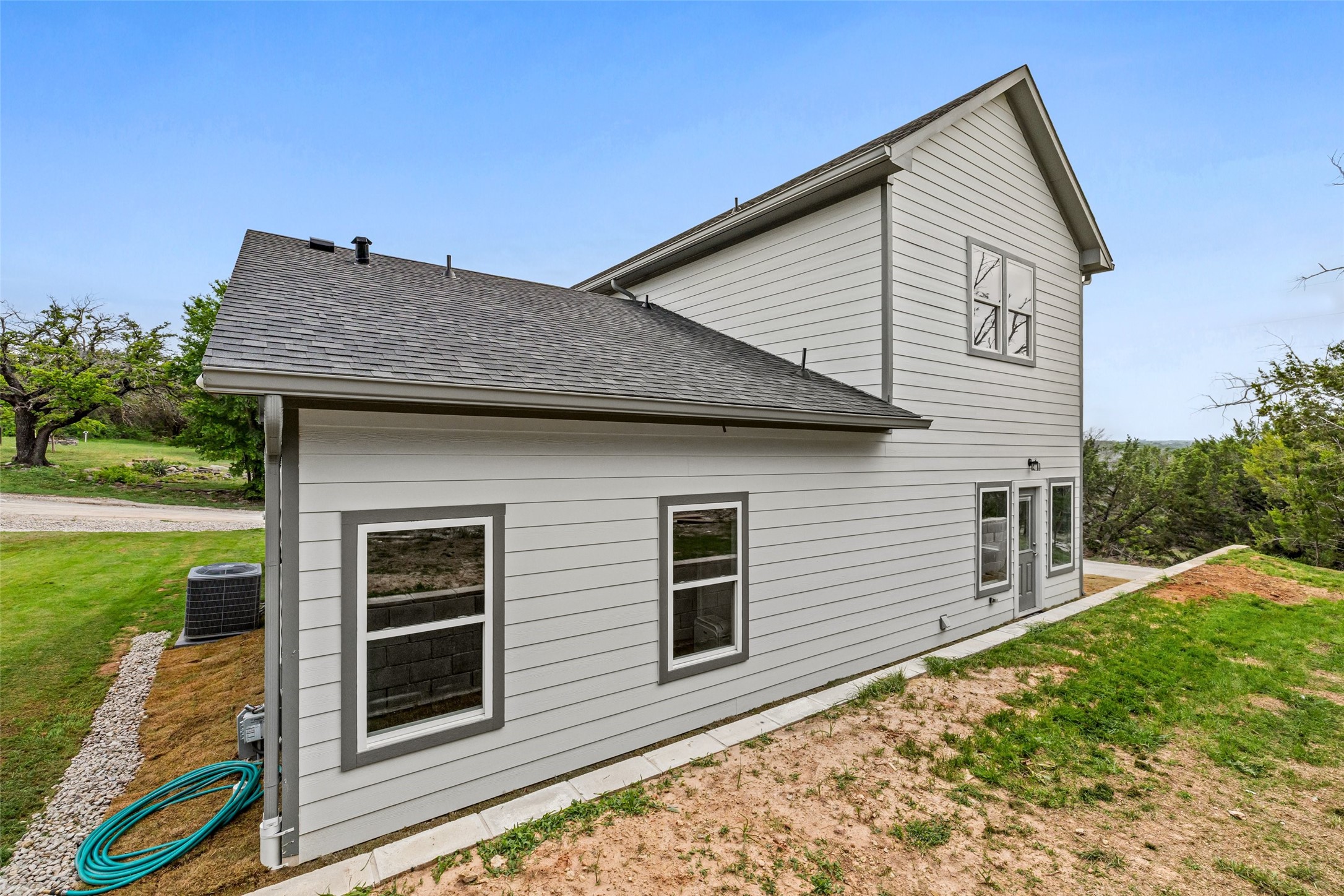 2100 Cactus Alley Granbury TX 76048