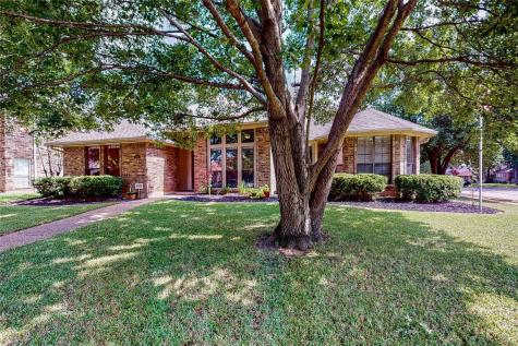 1228 Cloudy Sky Lane Lewisville TX 75067