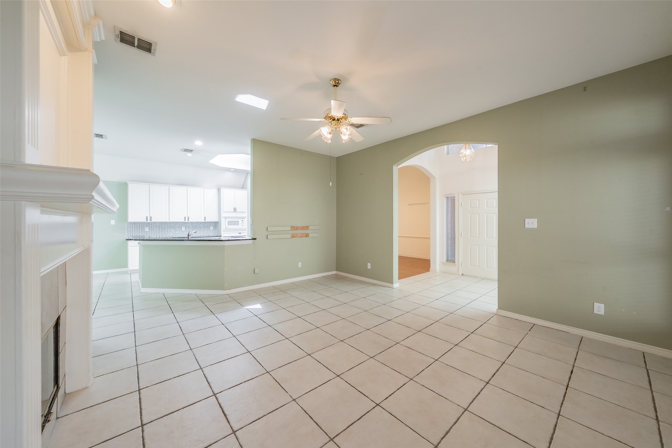 203 Arbor Park Drive Euless TX 76039