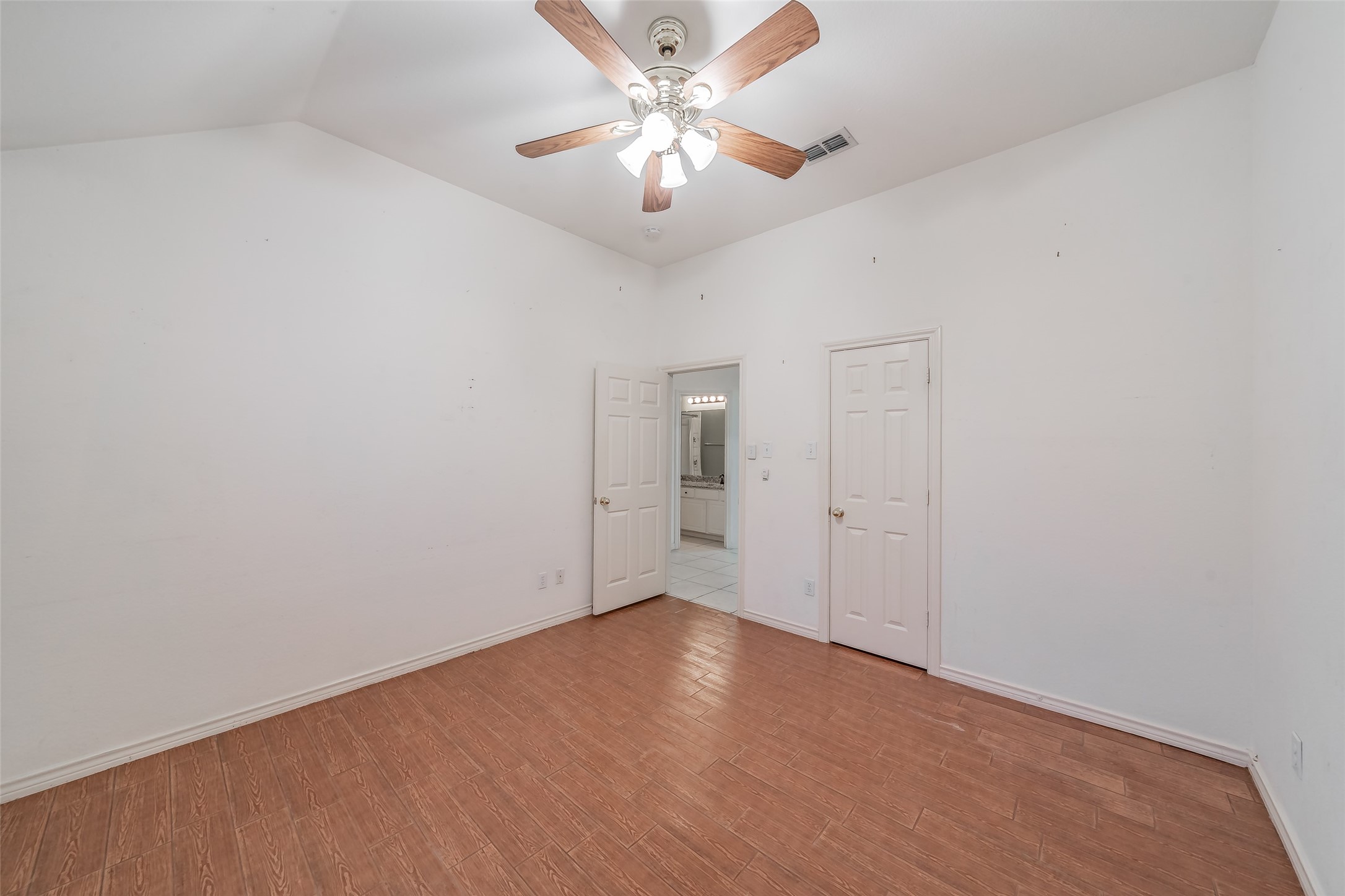203 Arbor Park Drive Euless TX 76039