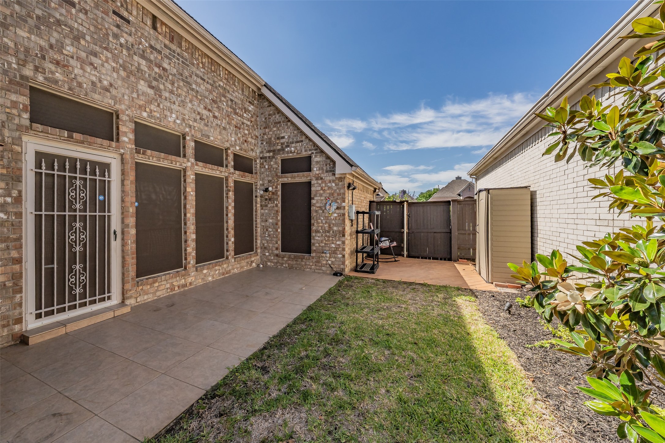 203 Arbor Park Drive Euless TX 76039