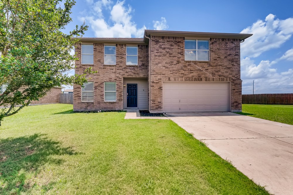202 Cheyenne Drive Waxahachie TX 75165