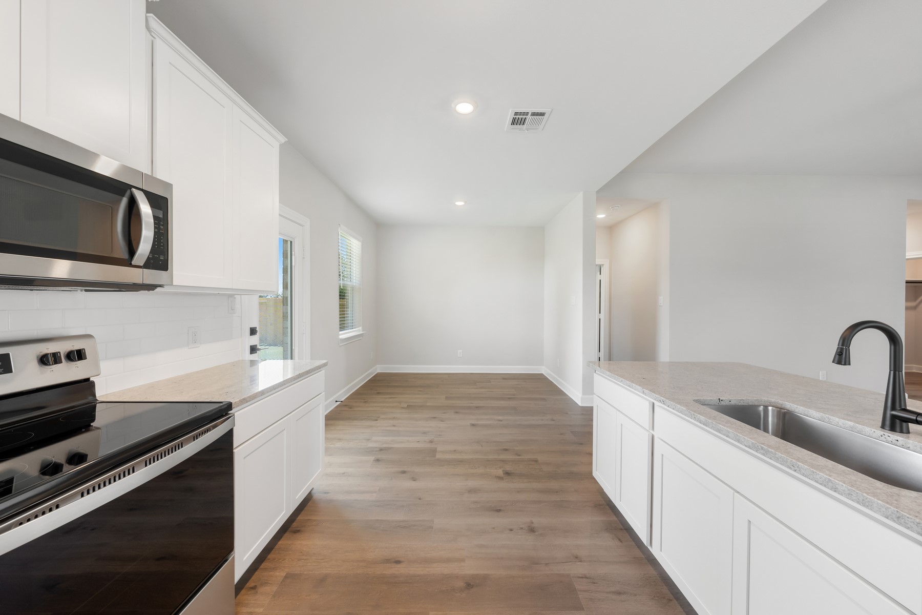 301 Magnolia Boulevard Hutchins TX 75141