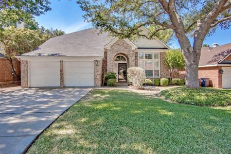 6939 Briarwood Drive Fort Worth TX 76132