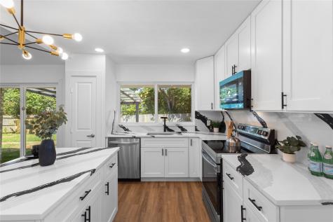 406 Brian Drive Grand Prairie TX 75052