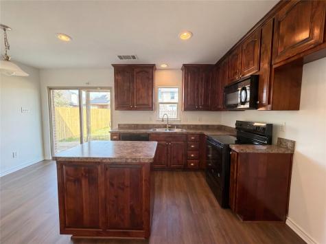 1200 Boxwood Drive Crowley TX 76036