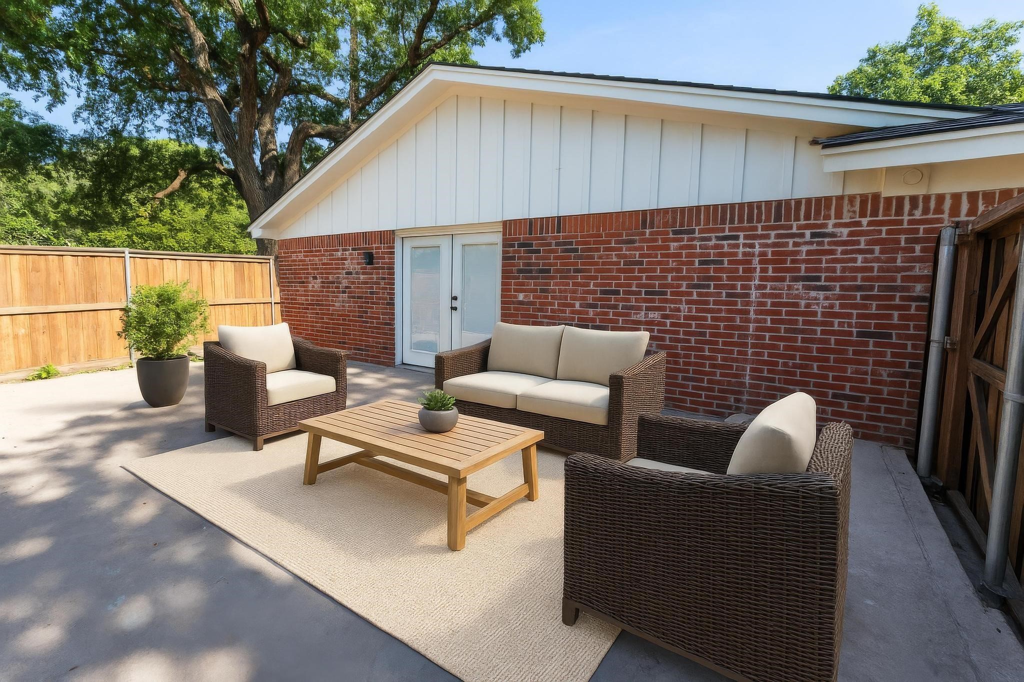 717 Magnolia Street Kennedale TX 76060