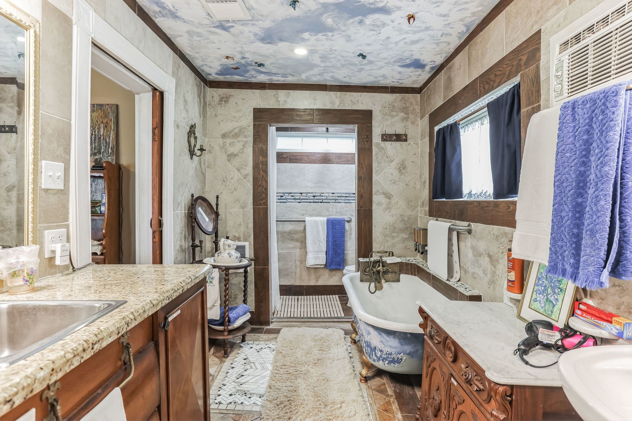 203 W Commerce Street San Saba TX 76877