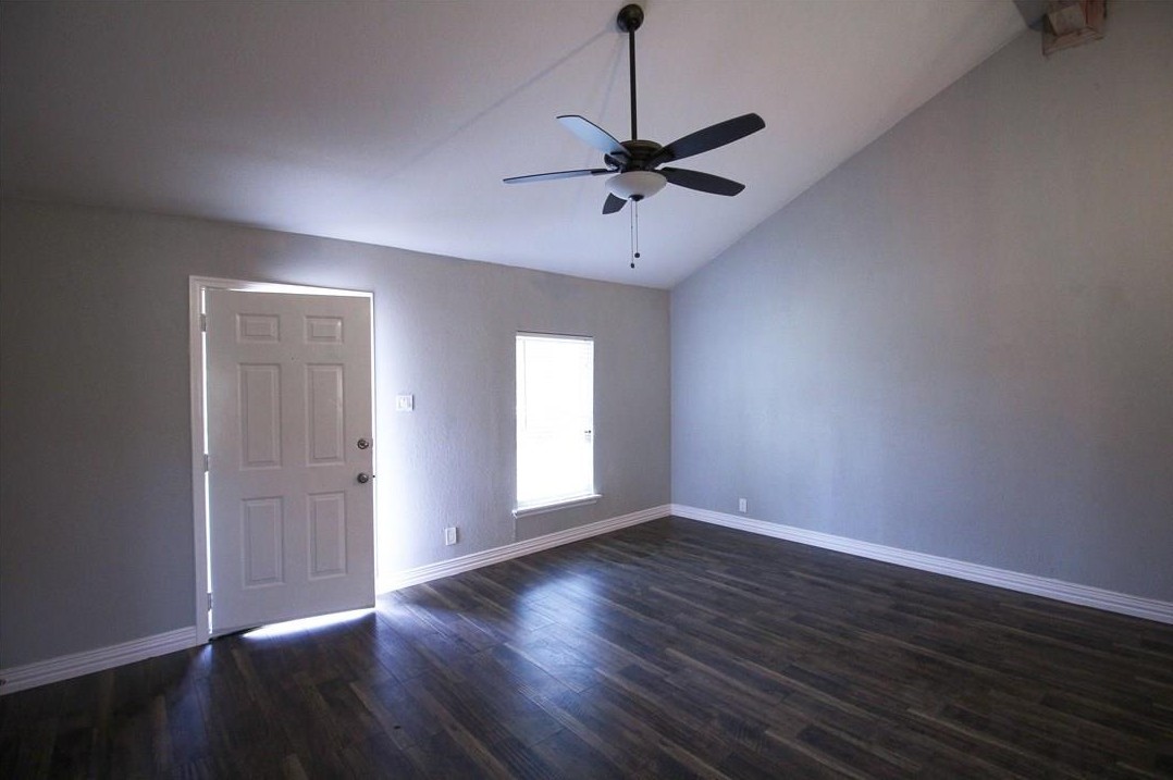 2733 Livingston Avenue Fort Worth TX 76110