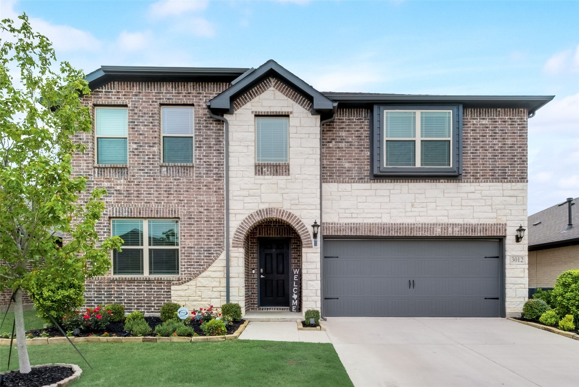 3012 Stallion Trail Way Aubrey TX 76227