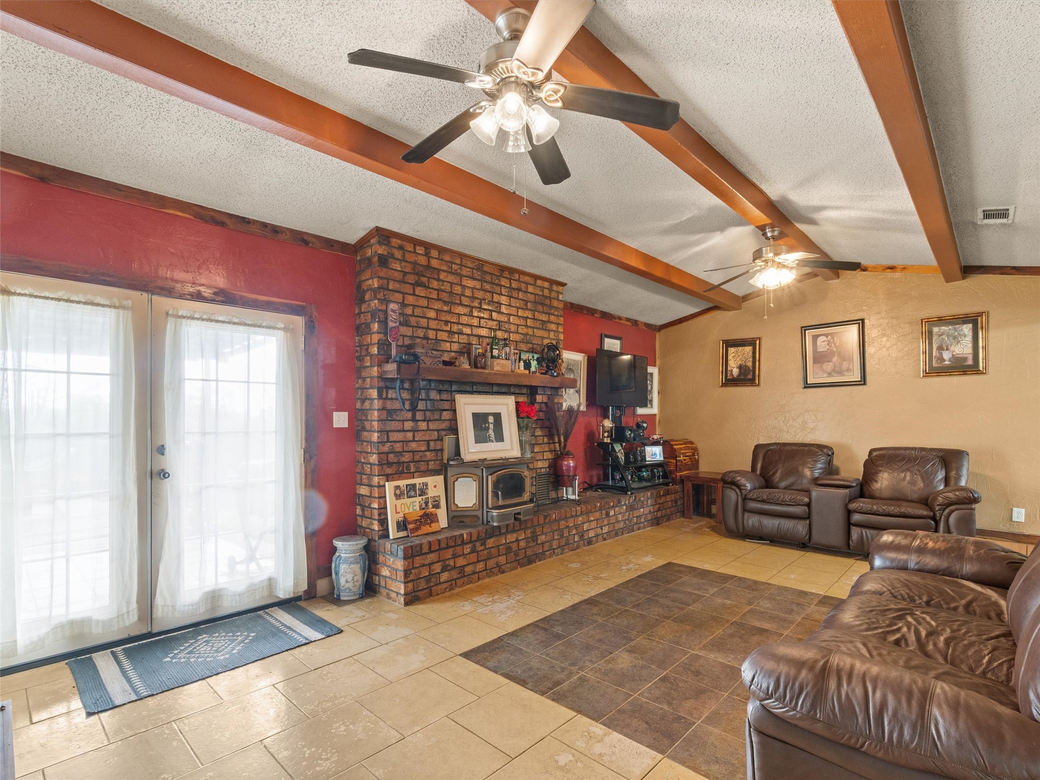571 County Road Daingerfield TX 75638