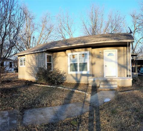1201 S Throckmorton Street Sherman TX 75090
