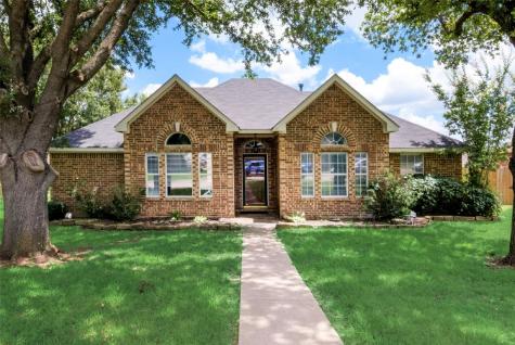 321 N Beltwoods Drive Desoto TX 75115