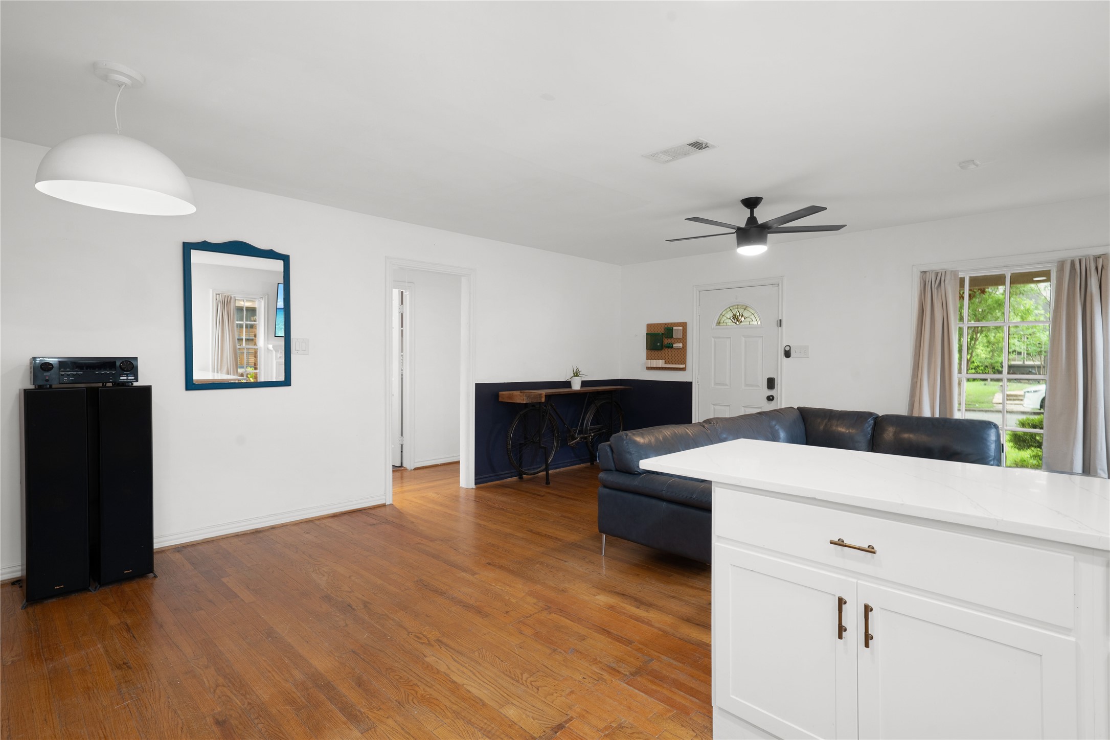 2219 Carnes Street Dallas TX 75208