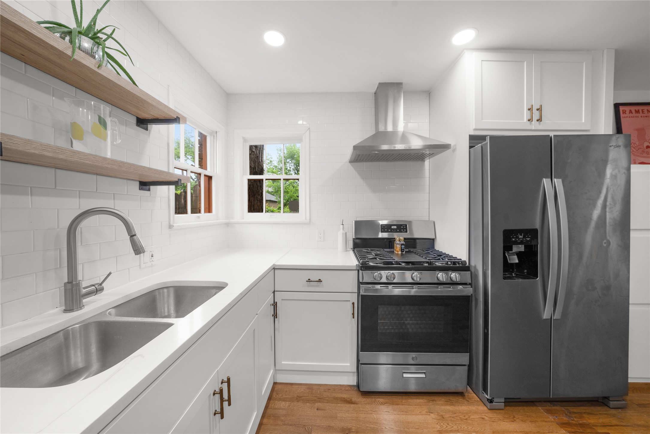 2219 Carnes Street Dallas TX 75208