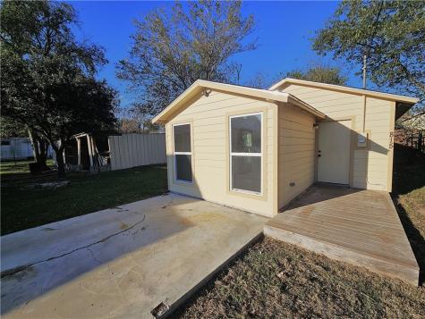 815 W State Street Groesbeck TX 76642