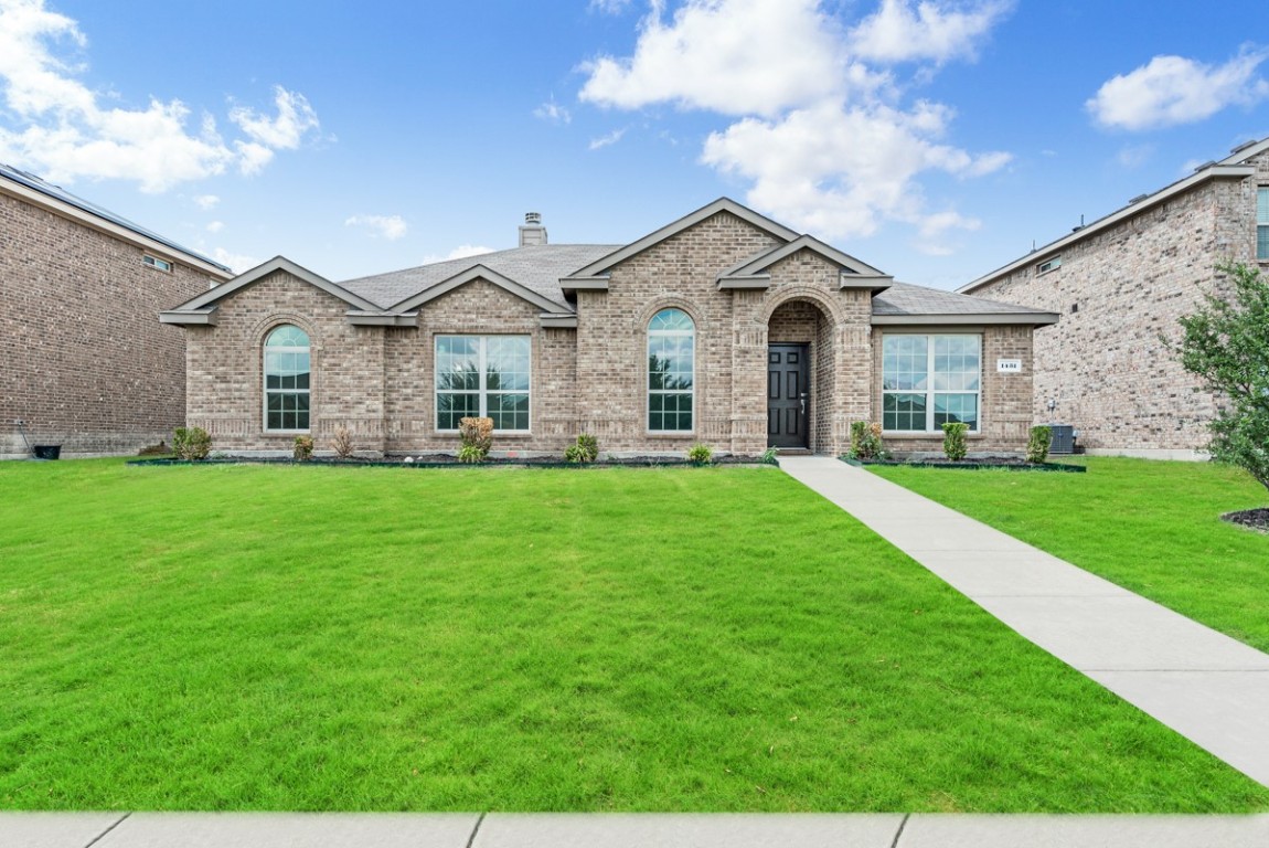 1431 Illinois Avenue Lancaster TX 75134