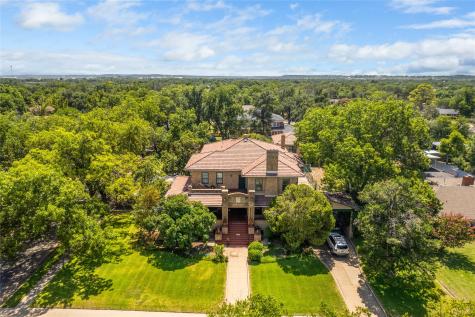 2111 Elizabeth Drive Brownwood TX 76801