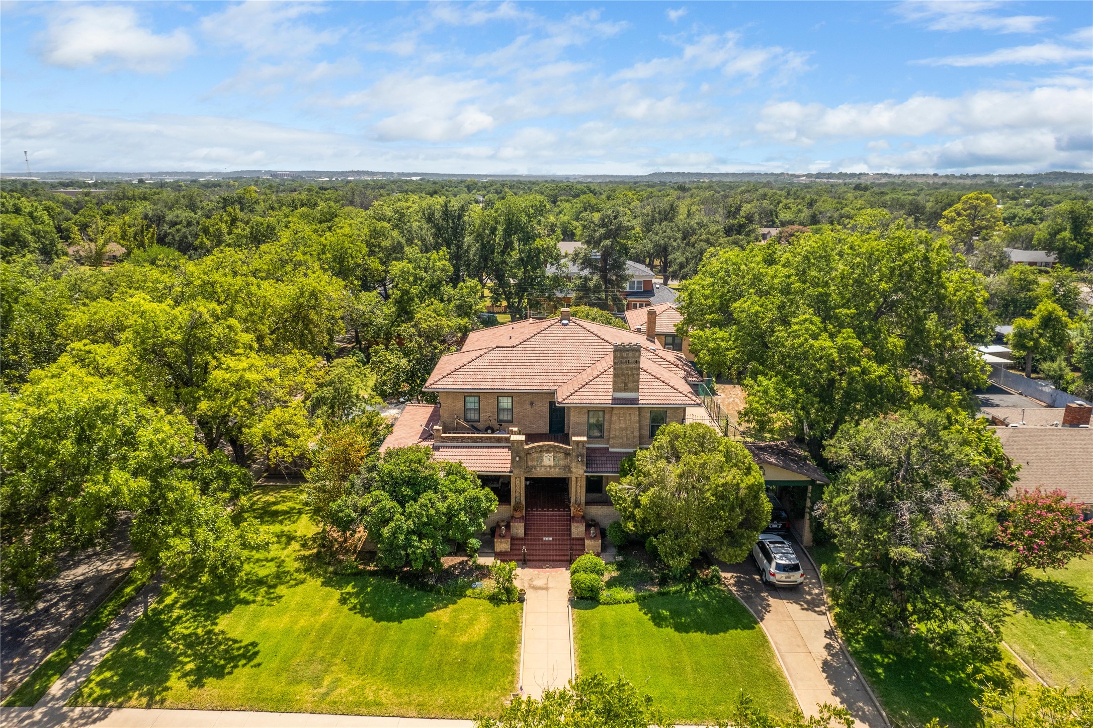 2111 Elizabeth Drive Brownwood TX 76801