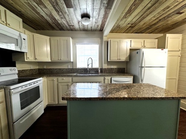 406 E Main Street Wortham TX 76693