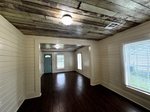 406 E Main Street Wortham TX 76693