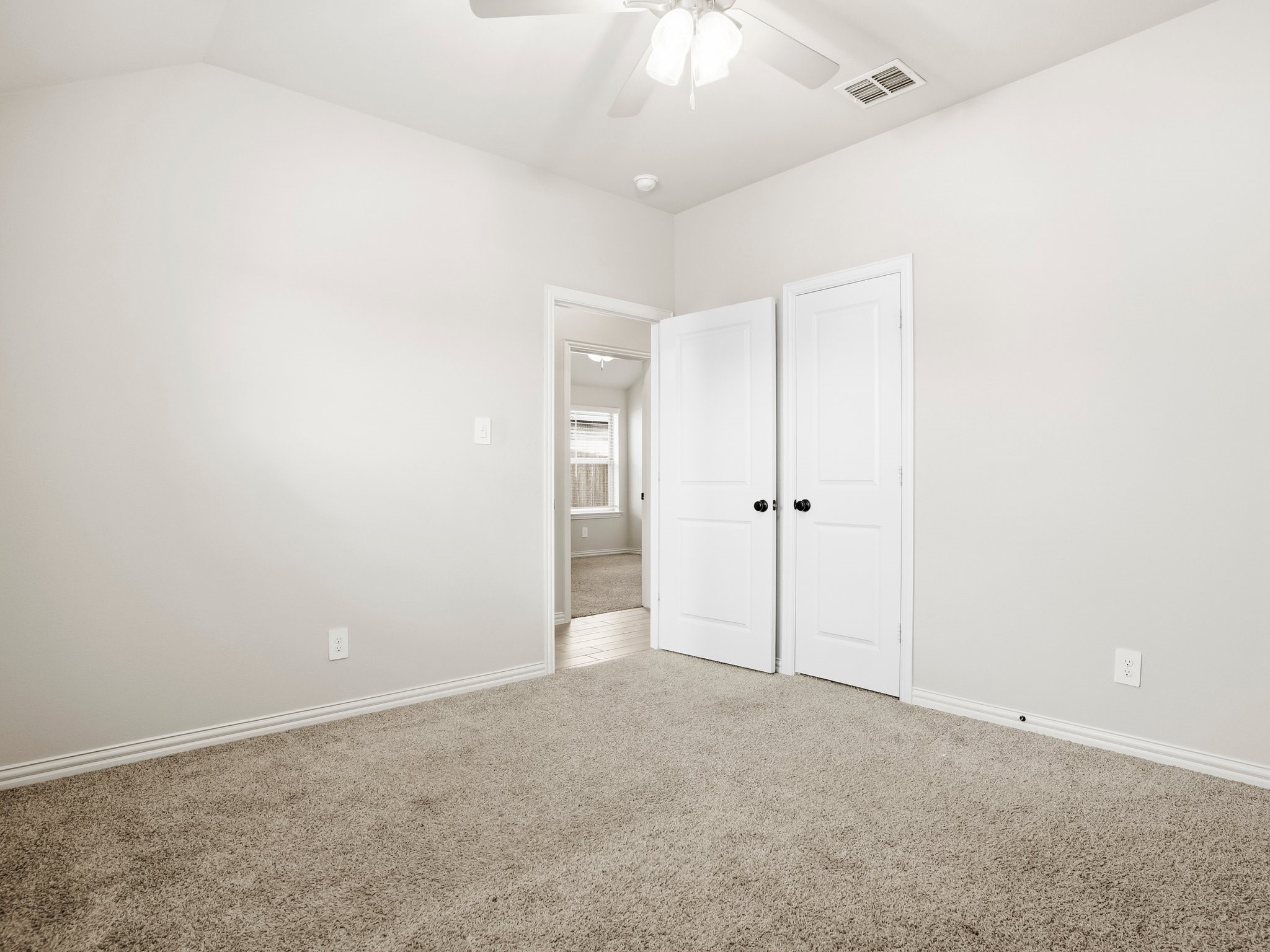640 Mooney Drive Saginaw TX 76179