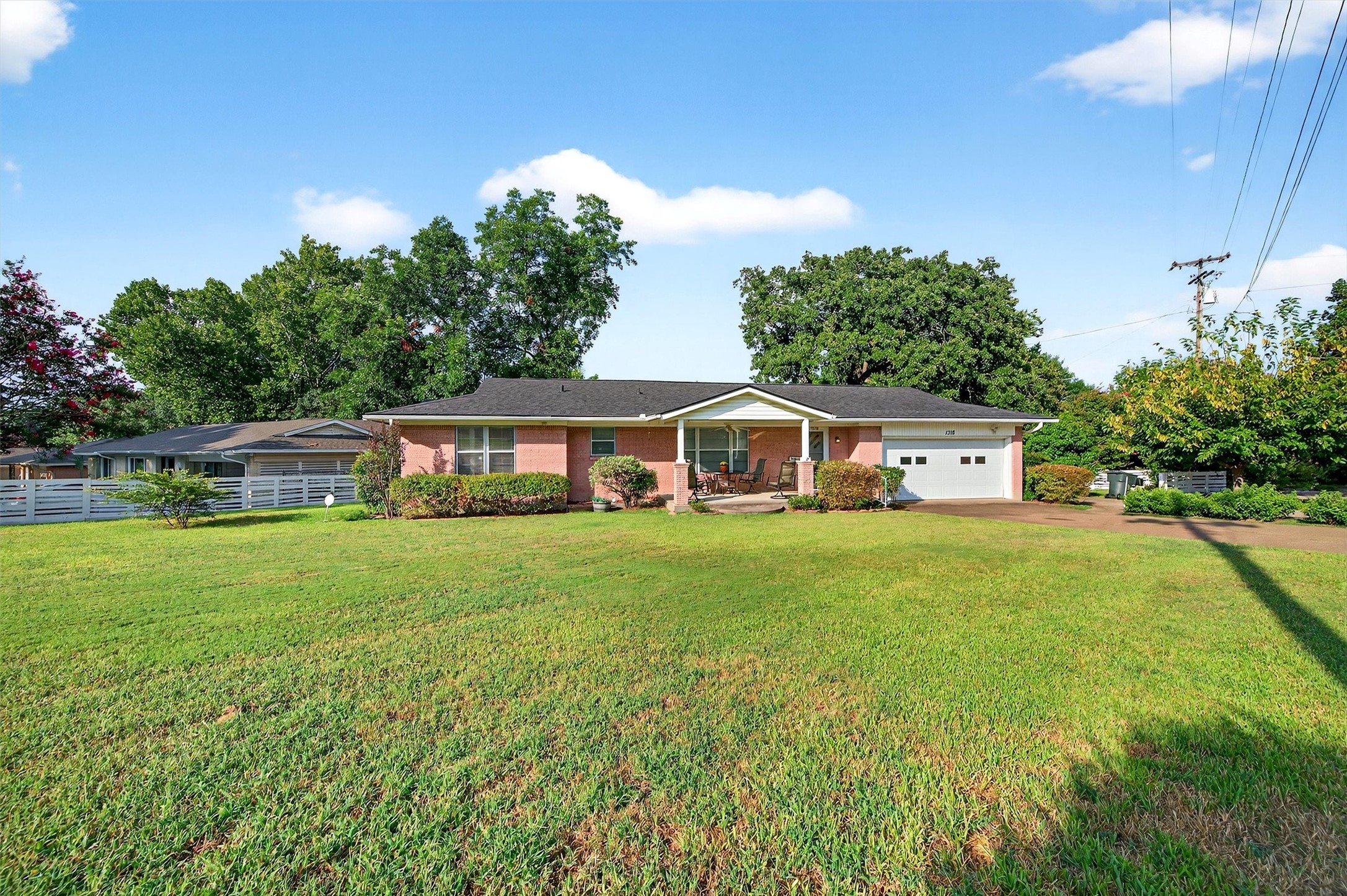 1318 Kessler Boulevard Sherman TX 75092