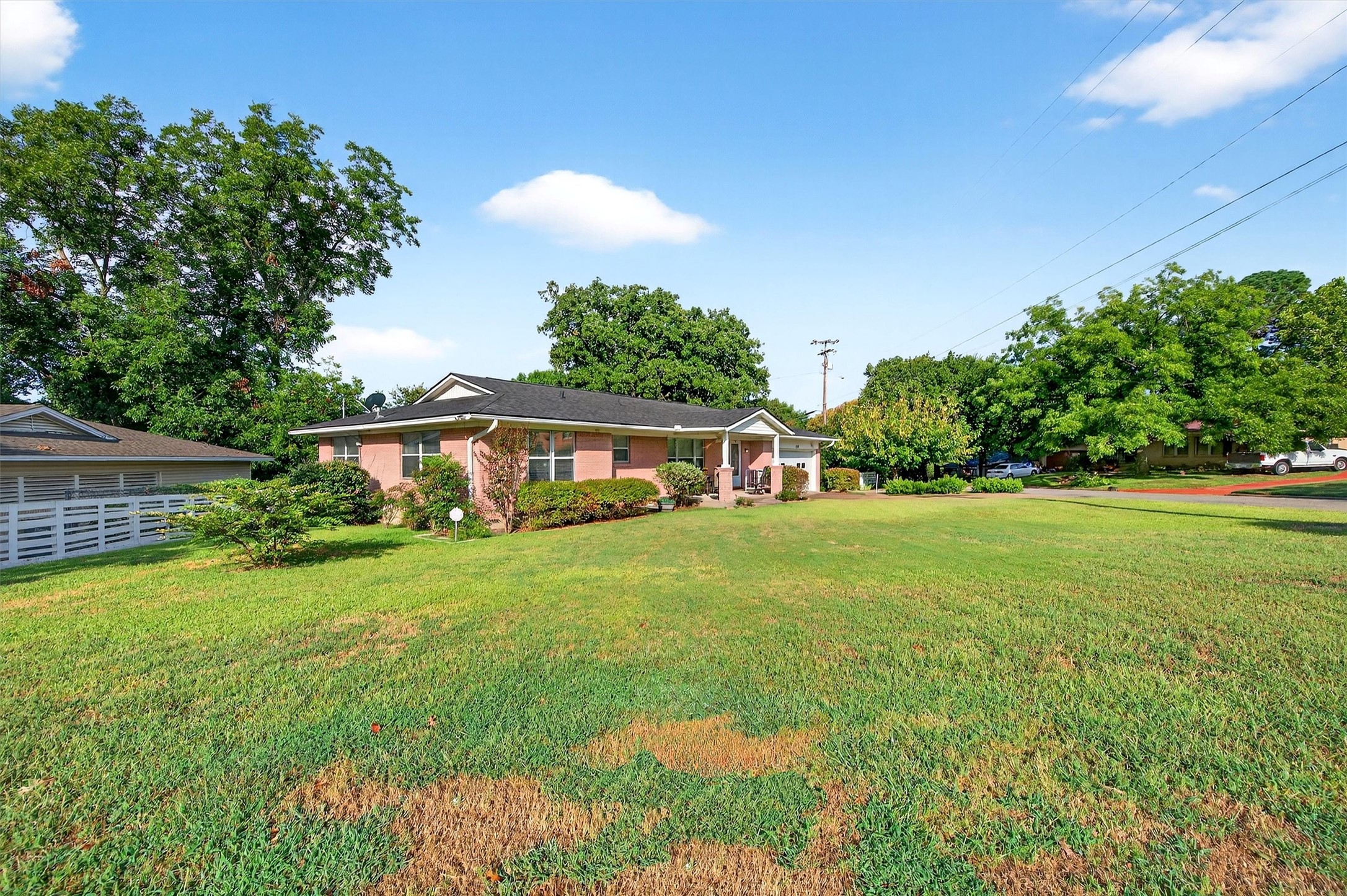 1318 Kessler Boulevard Sherman TX 75092