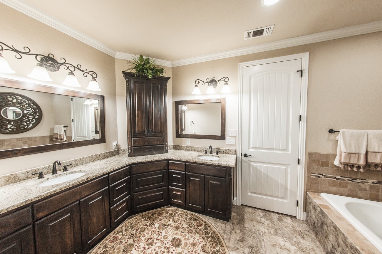 105 Woodlot Lane Azle TX 76020