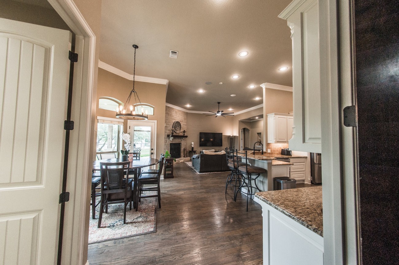 105 Woodlot Lane Azle TX 76020