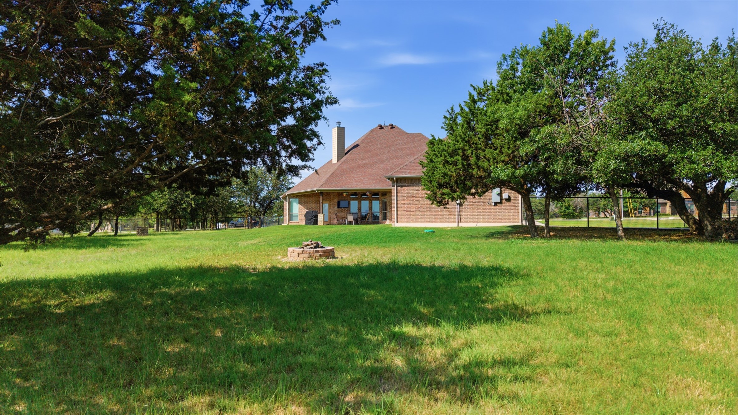 105 Woodlot Lane Azle TX 76020