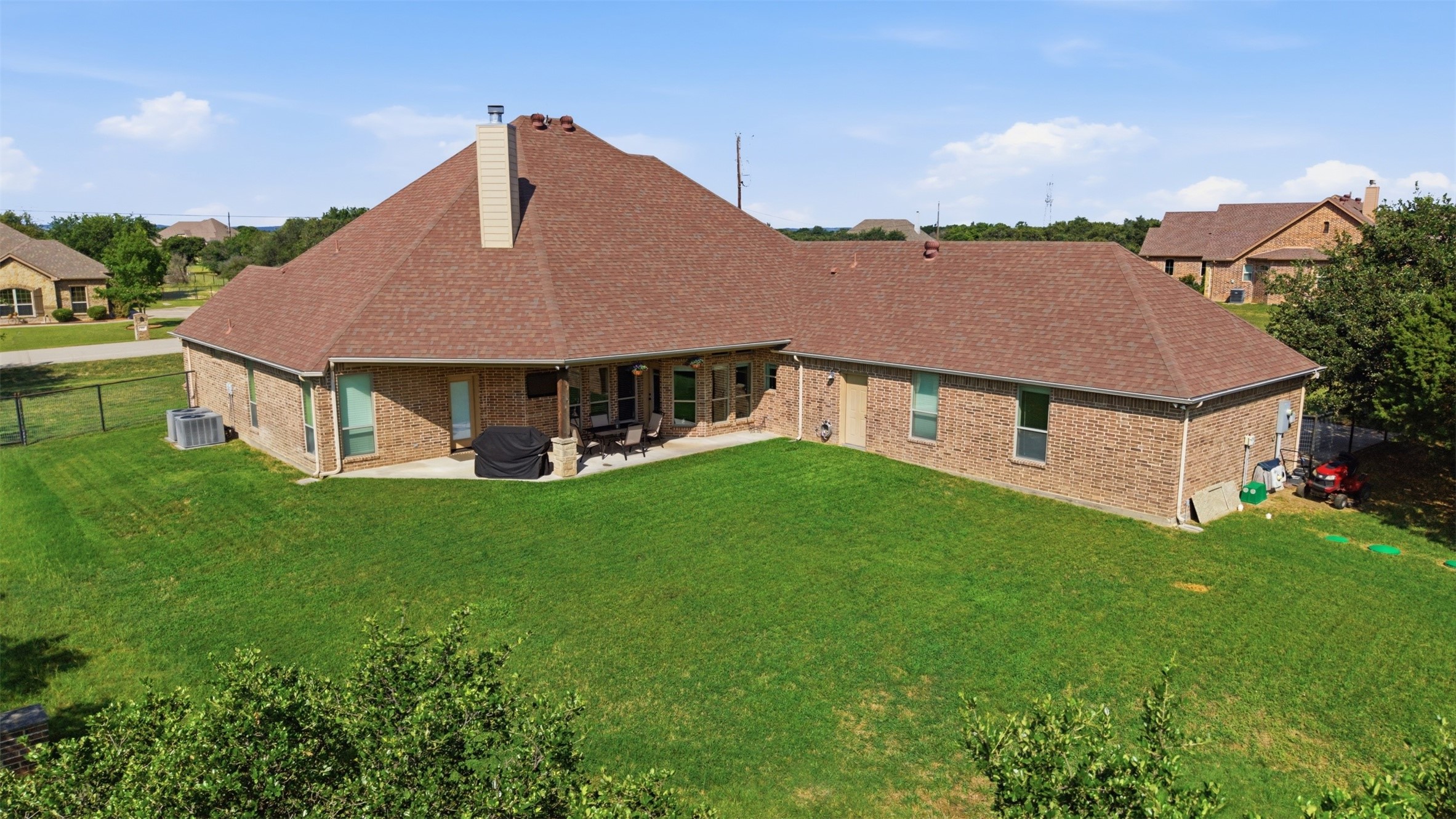 105 Woodlot Lane Azle TX 76020