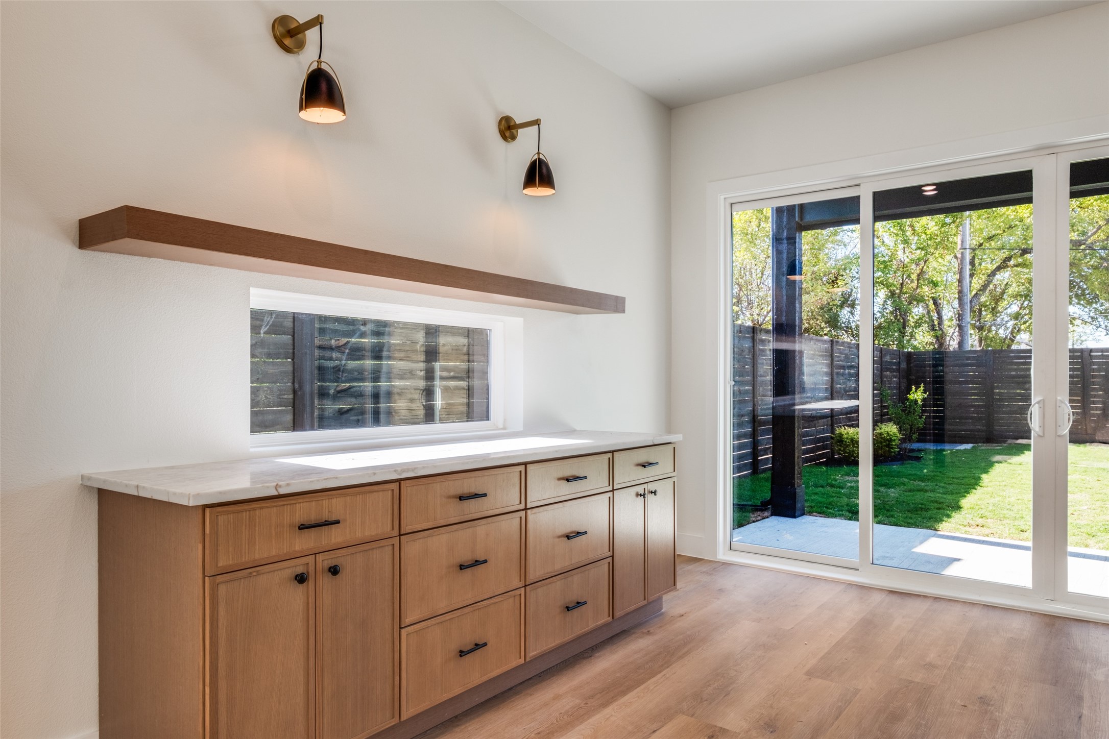2422 Jeffries Street Dallas TX 75215