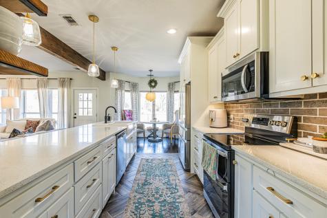 188 S Bear Creek Lane Cresson TX 76035