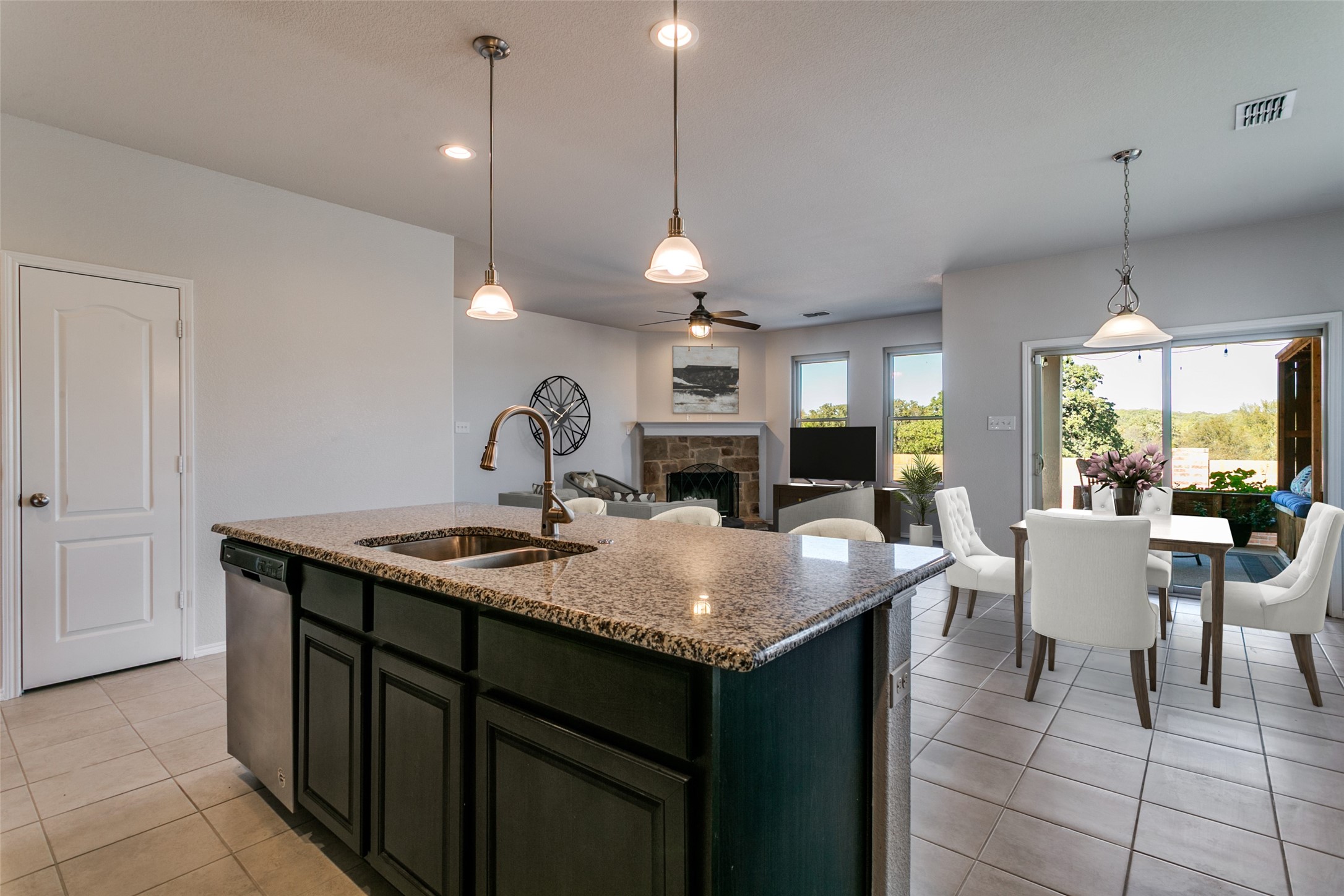 5629 Sea Cove Lane Denton TX 76208