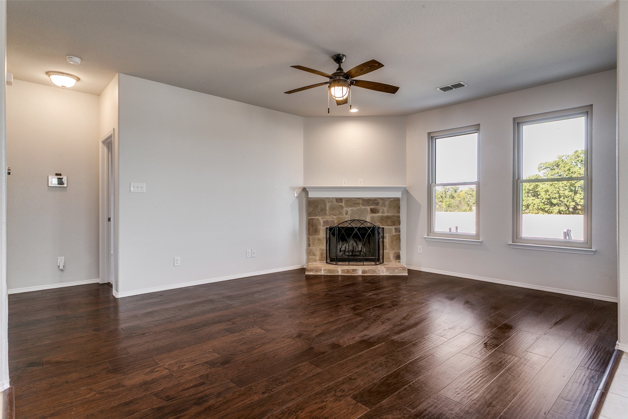 5629 Sea Cove Lane Denton TX 76208
