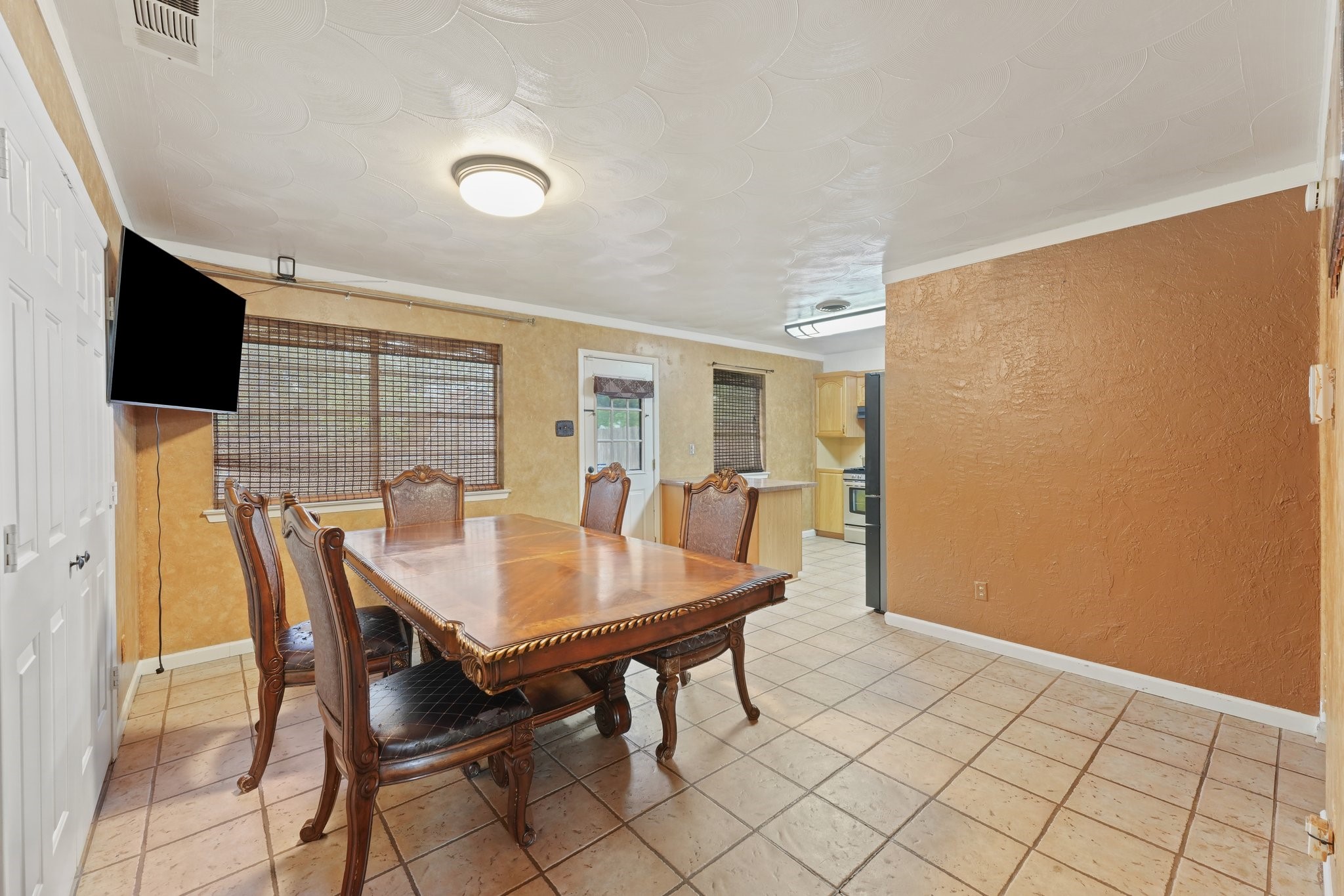 14813 Oakwood Lane Balch Springs TX 75180