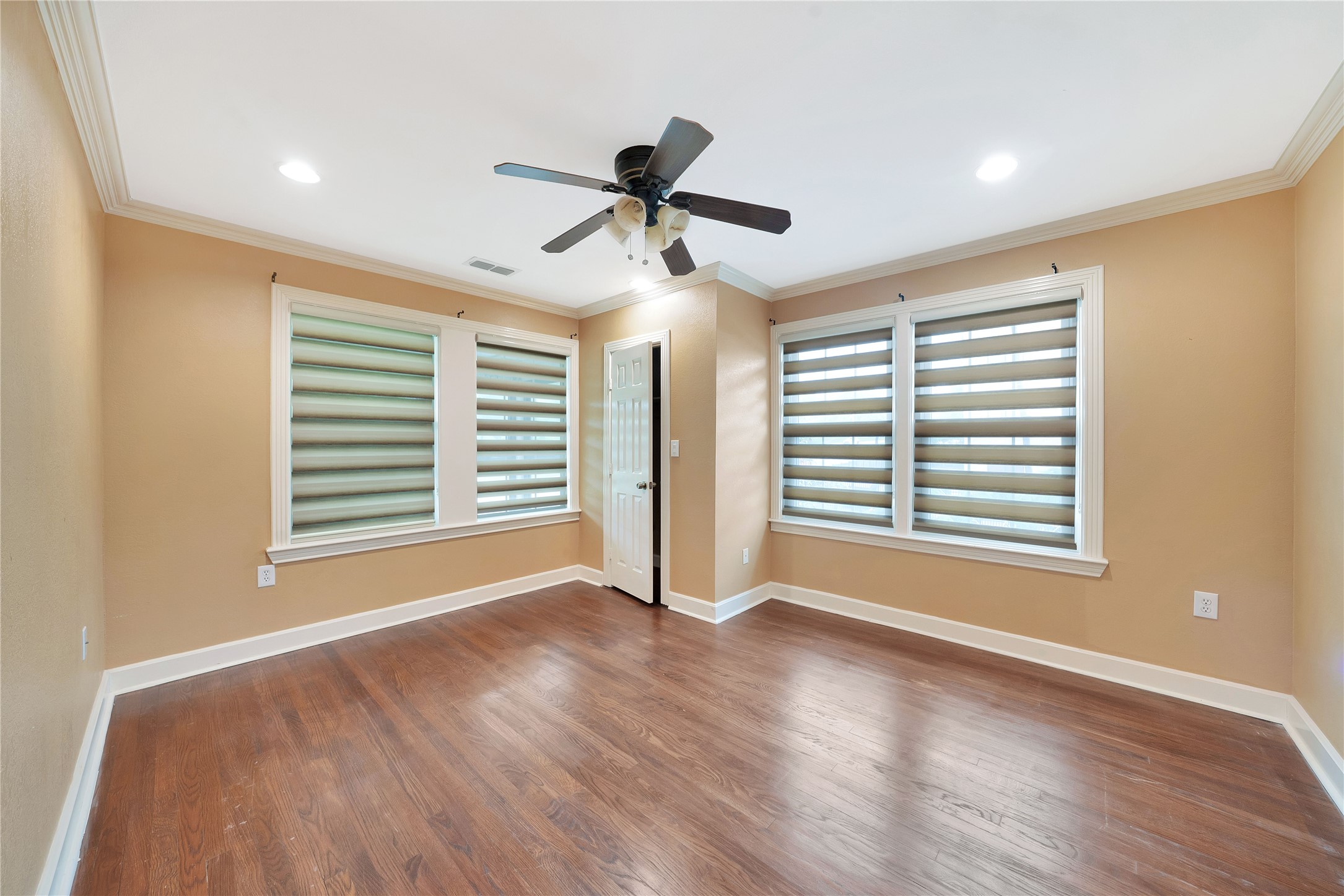 6303 E Grand Avenue Dallas TX 75223