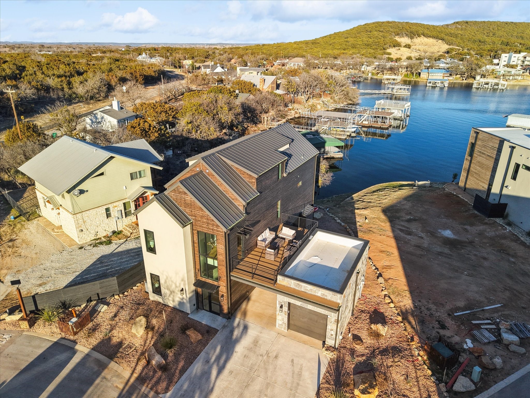 3 Breakwater Bend Graford TX 76449