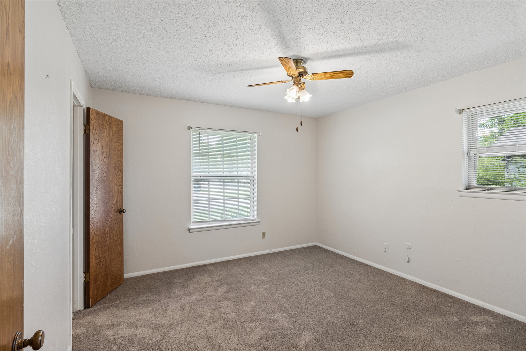 1401 Allegheny Drive Arlington TX 76012