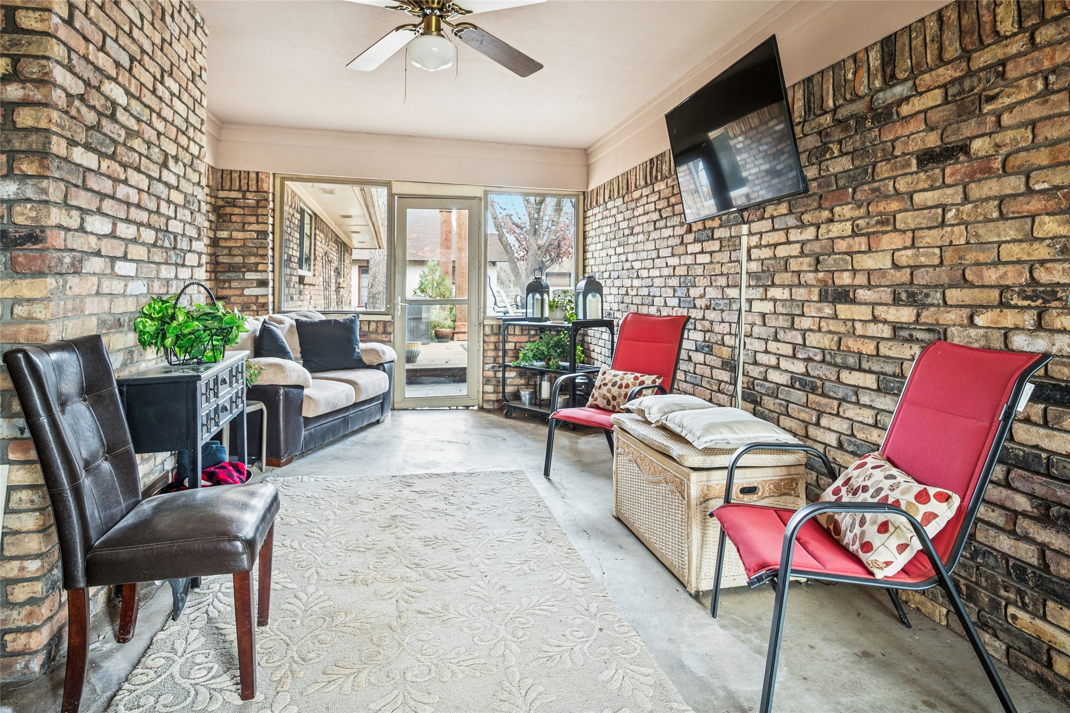 1401 Allegheny Drive Arlington TX 76012