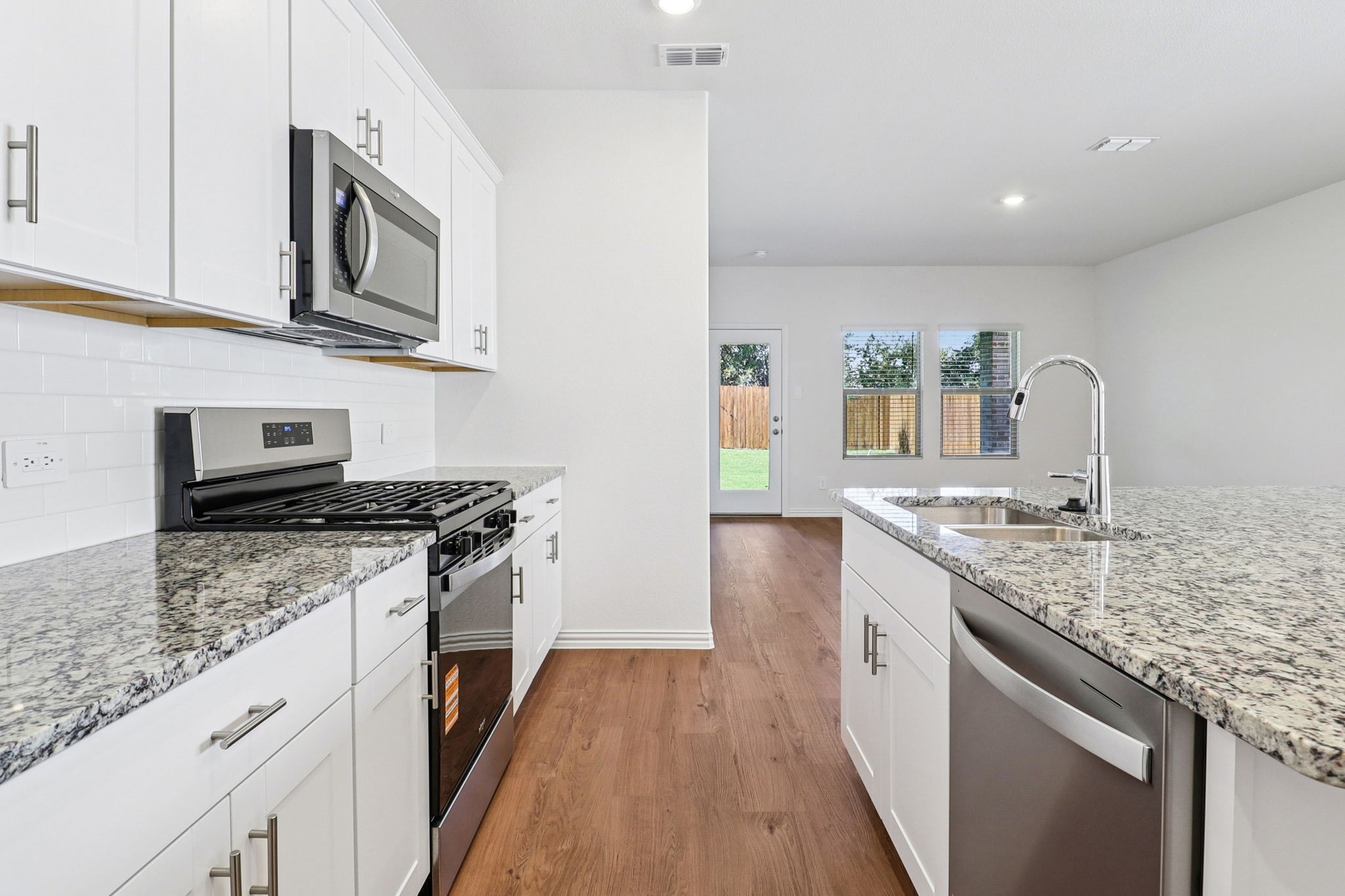 2125 Rannoch Street Sherman TX 75092