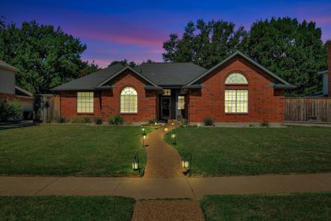 613 Dove Creek Circle Grapevine TX 76051