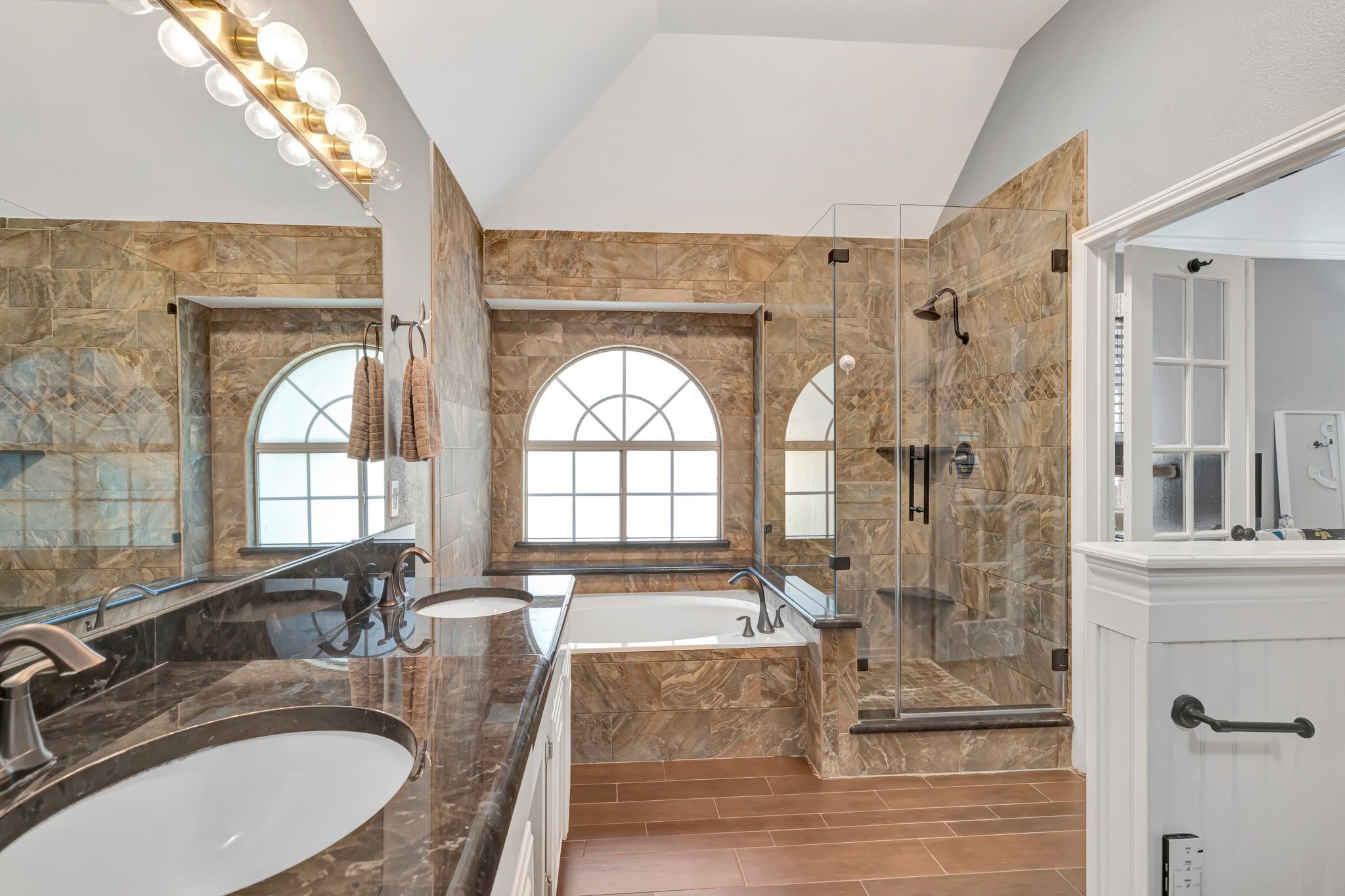 613 Dove Creek Circle Grapevine TX 76051